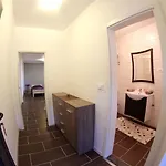 Ella * Šibenik