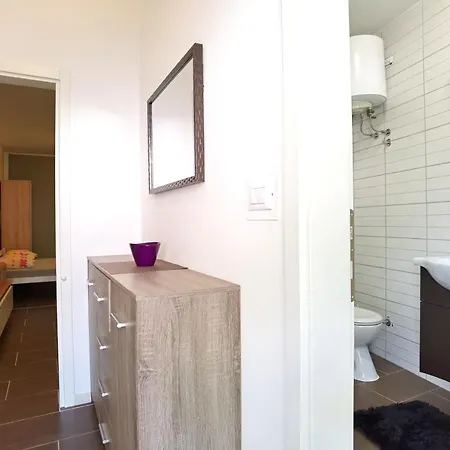 Διαμέρισμα Ella *