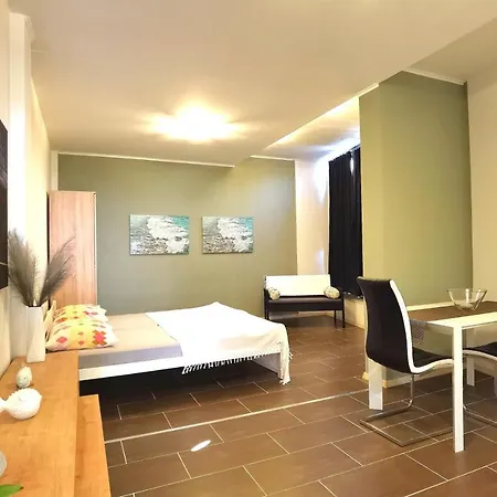 Ella Διαμέρισμα *