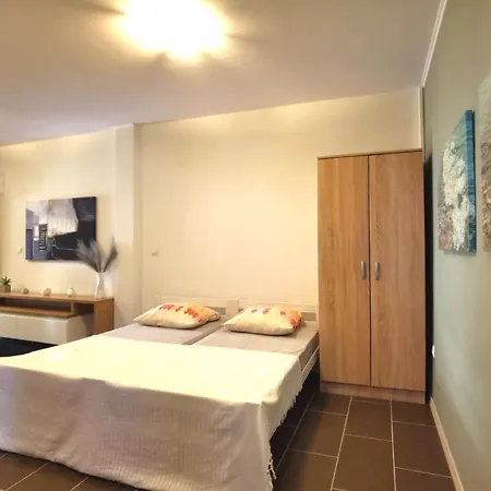 Ella Διαμέρισμα