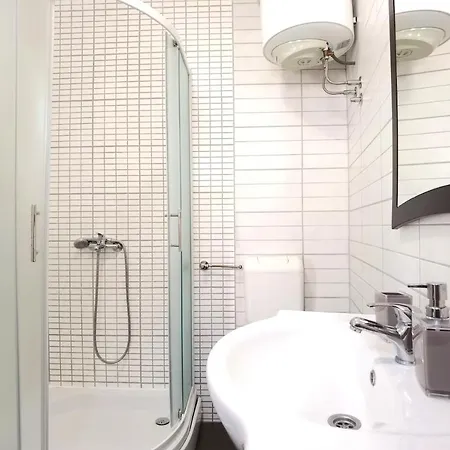 Ella Διαμέρισμα