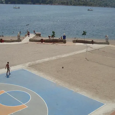 Ella * Šibenik