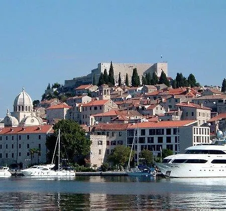 Apartamento Ella Šibenik